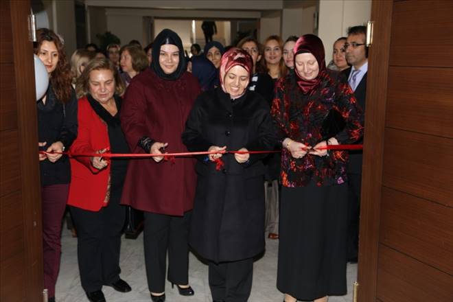 AKSARAY POLİS EŞLERİNDEN GIDA KERMESİ
