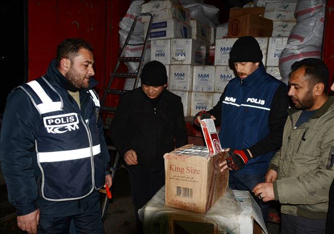 Çalıntı gümrük mühürlü TIR da 495 bin paket kaçak sigara ele geçirildi