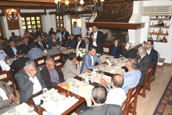 Ak Parti 84 Köy Muhtarı İle İstişare Yaptı 