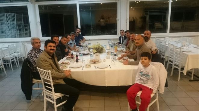 Çanakkale deki Aksaraylılar Yemekte Buluştu
