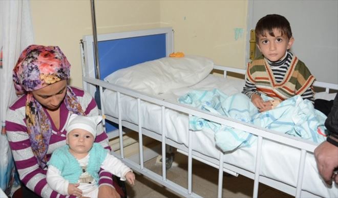 Yangında Zehirlenen Beş Kişinin Tedavisi Sürüyor 