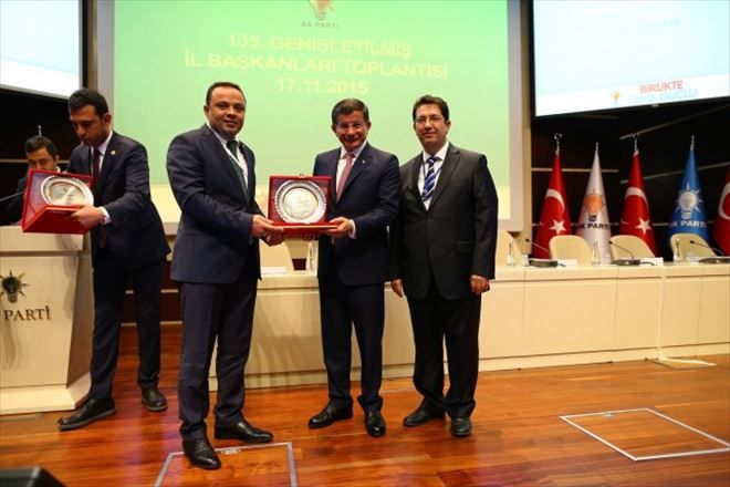 Ak Parti´yi Zirveye Taşıyan Aksaray´a Ödül Yağmuru