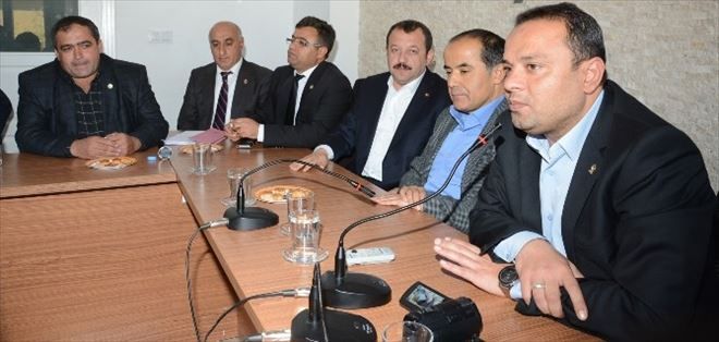 Köy Muhtarları ve Azalardan AK Parti´ye Ziyaret