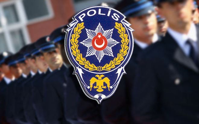 Polis Dolandırıcılara Karşı Vatandaşı Uyardı 