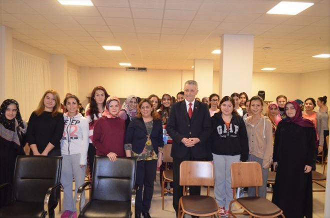 SGK İl Müdürü KYK  Akademinin Kariyer Sohbetleri Programında konuştu
