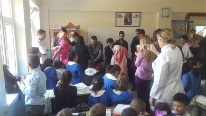 ASÜ Öğrencilerinden Kırtasiye ve Kıyafet Desteği 