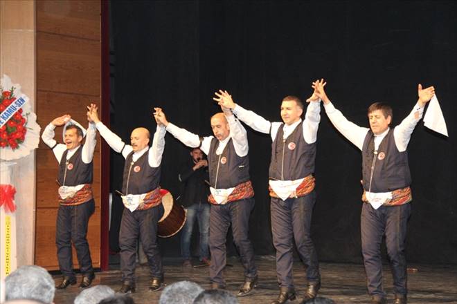 Erzurumlular birlik beraberlik gecesi düzenledi.