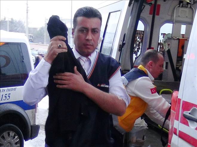 Tartıştığı şoförü bıçakla yüzünden yaraladı