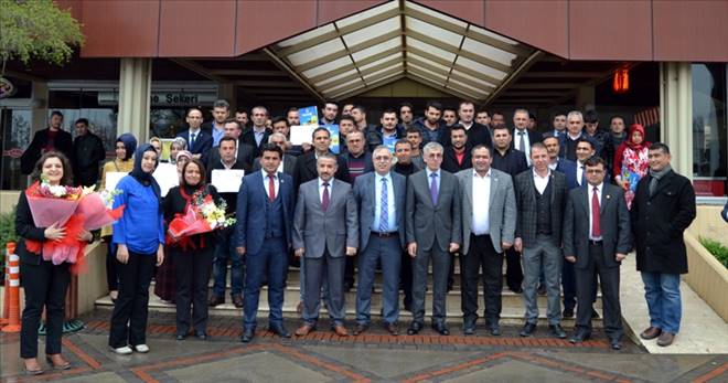 60 Kursiyere Sertifikaları verildi