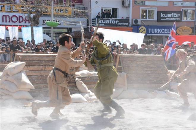 Çanakkale Ruhu Kent Meydanına Taşındı
