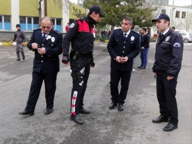 Aksaray`da Okula Pompalı Tüfekli Saldırı