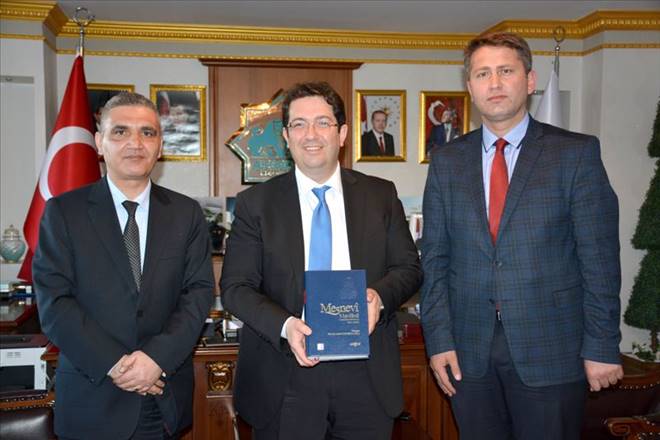 Başkan Yazgı Kütüphaneler Medeniyetimizin Hazinesidir