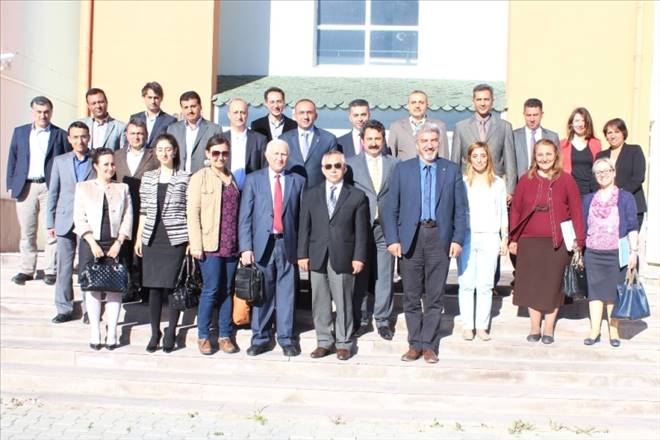 Dekanlar Eğitim Liderleriyle Buluştu