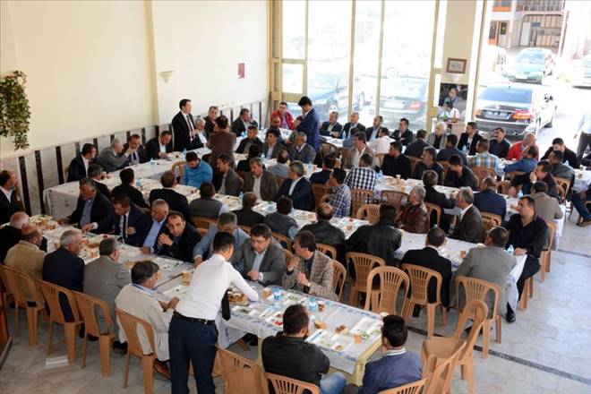 Başkan Yazgı ve Milletvekili Aday Hüyük Galerici Esnaflarıyla Buluştu