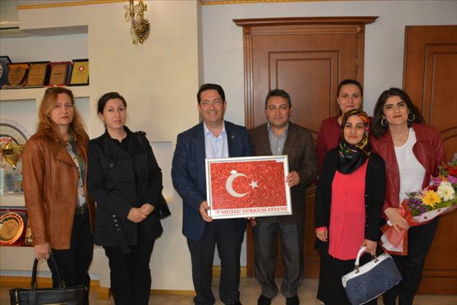 Kılıçarslan İlkokulu Ana Sınıfı Öğretmenlerinden Başkan Yazgıya teşekkür ziyareti
