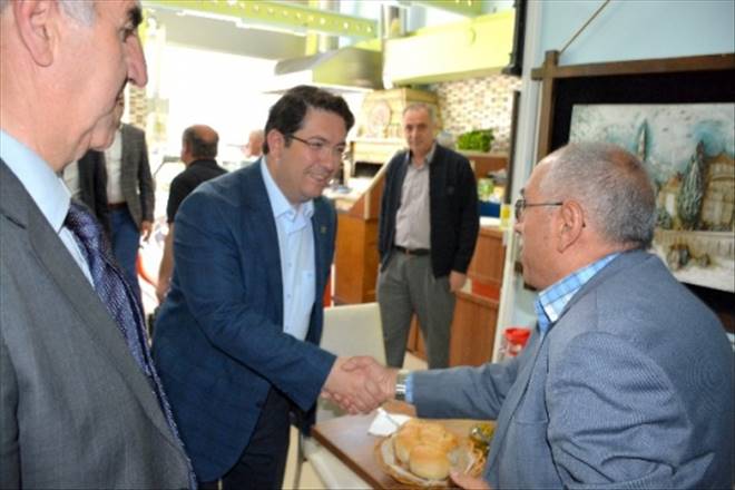 Başkan Yazgı Esnaflarla Kahvaltıda Buluştu