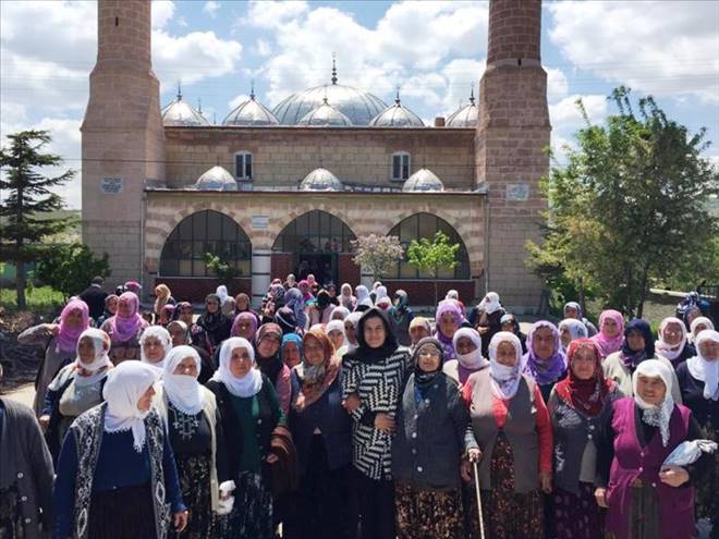 Türkiyemize hizmet etmek tarihi bir sorumluluktur