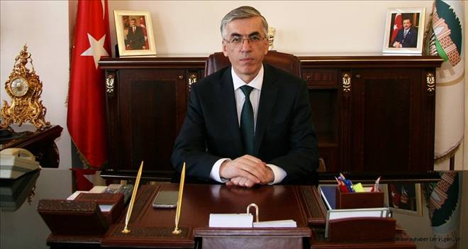 Vali Ataklı 19 Mayısı Kutladı