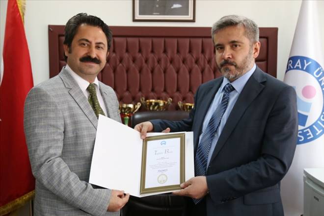 ASÜ Eğitim Fakültesinde Nöbet Değişimi