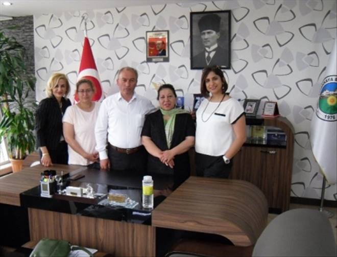 İş Kadınlarından Topakkaya Belediyesi`ne Ziyaret
