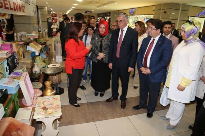 Özel Eğitim ve Mesleki Eğitim Merkezi öğrencilerinin yıl sonu sergisi