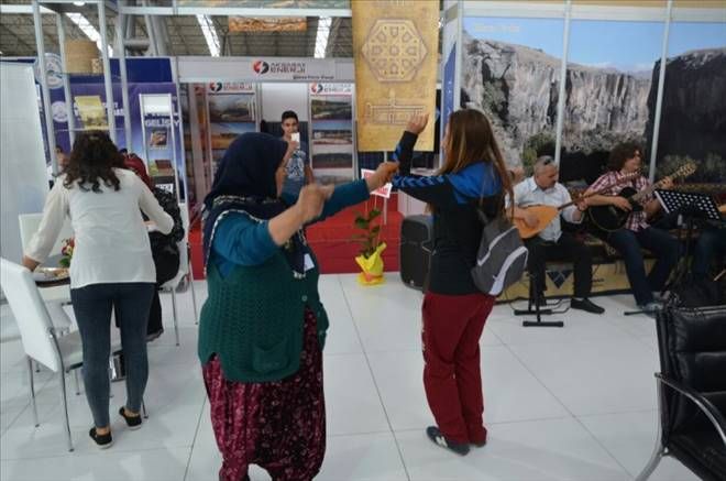 Oyunu ile Gençlere Taş Çıkardı.