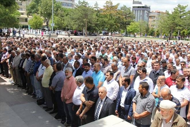 Yangında hayatını kaybeden Yağlı, son yolculuğuna uğurlandı