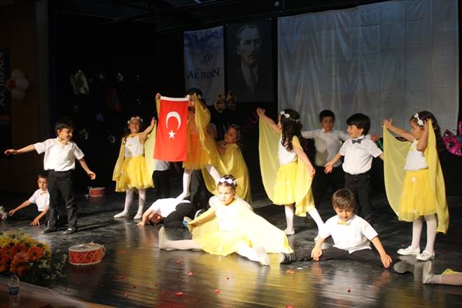 Ak İrfan Ana Sınıfından Yıl Sonu Gösterisi