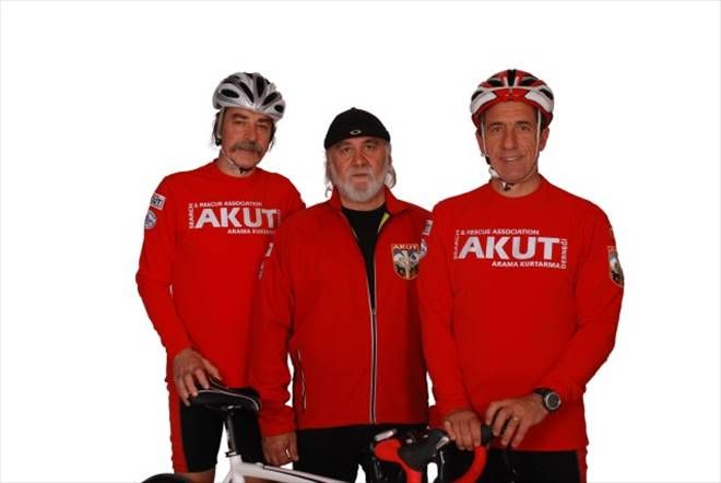 AKUT´´ tan Fay Hattında Bisikletle 1500 Km