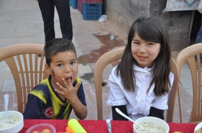 500 Yetim Çocuk  iftar programında bir araya geldi