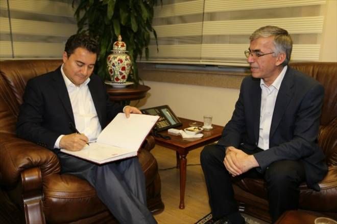Ali Babacan Aksaray Valiliğini Ziyaret Etti.