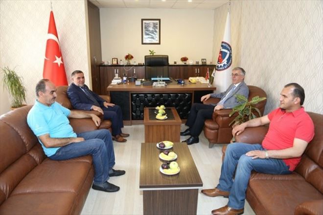 Vali Şeref Ataklı Madeni Sanatkârlar ve Tamirciler Odasını ziyaret etti