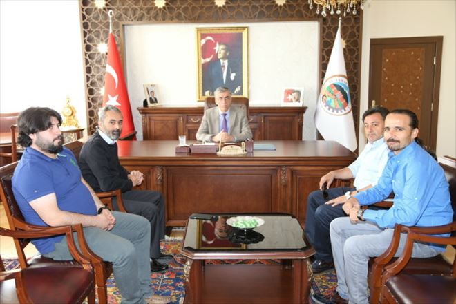 Aksarayspor Yöneticilerinden Vali  Ataklı´ya nezaket ziyareti