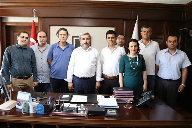 Rektör Şahin ADH heyetiyle sağlık yatırımlarını konuştu 