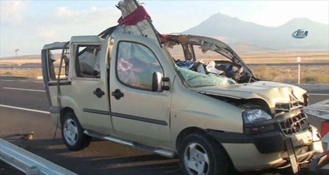 Katliam gibi kaza: 13 ölü, 1 yaralı