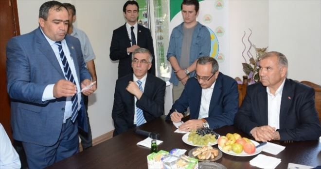 Bakanlar Aksarayda ziyaretlerini sürdürüyor 