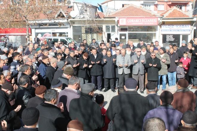Ortaköy´den giden Umreciler dualarla uğurlandı 