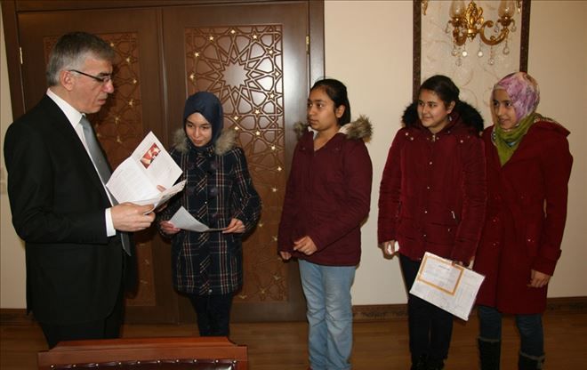 Karne sevinçlerini Vali Şeref Ataklı´ile paylaştılar