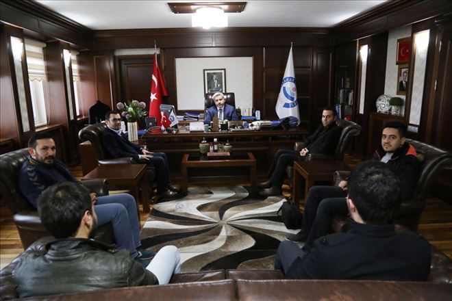 Ak Gençlikten Rektör Şahine Ziyaret 