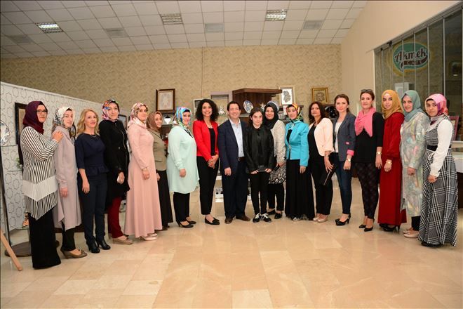 AKMEK´te yılsonu sergisi açıldı