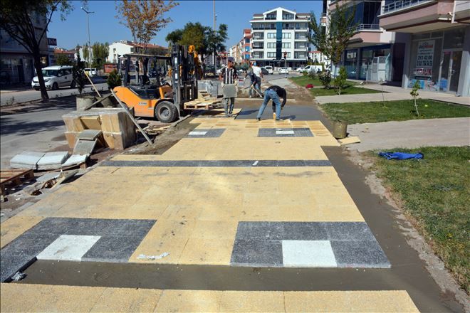 Aksaray Beleiyesi Kaldırımları Yenilemeye Devam Ediyor