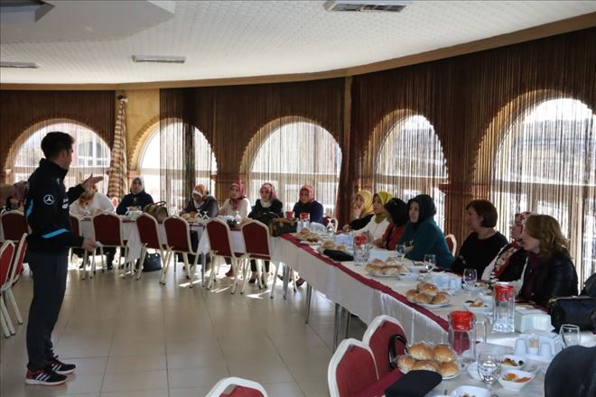 Sorunlara çözüm bulmak için gayret gösteriyorlar