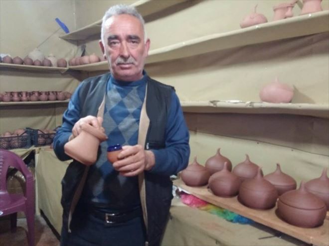 Gelveri Testileri ve Güveç Çanakları Göz Dolduruyor.