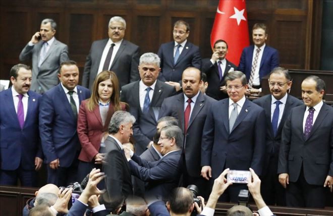 MHP´li Belediye Başkanı Ak Parti´ye Geçti