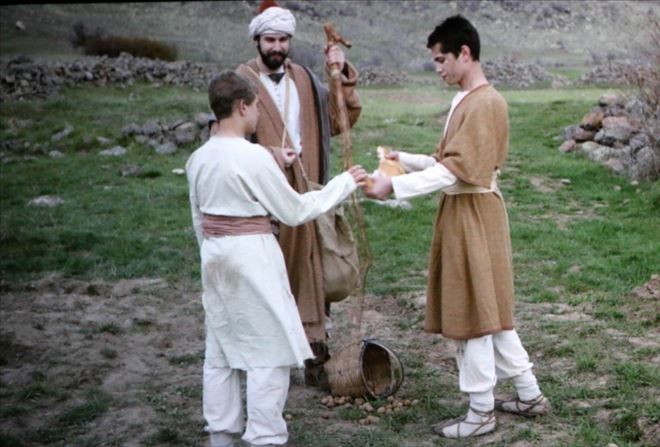Aksaraylı Çocuklar Somuncu Baba Filminde