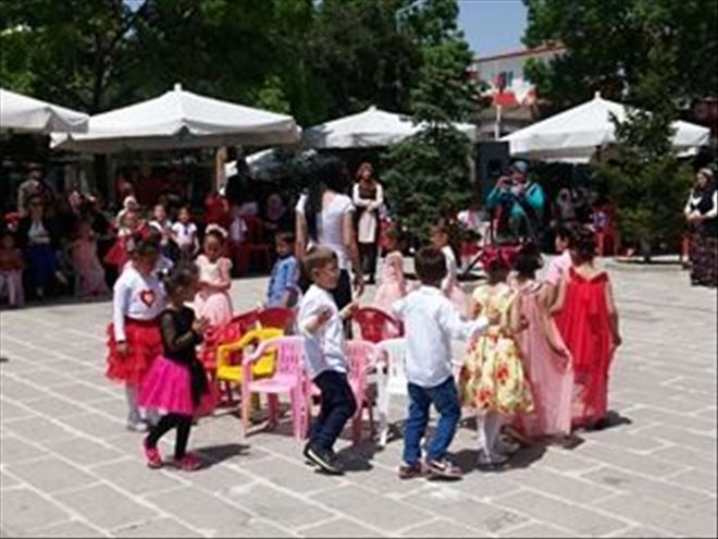 Güzelyurt´lu Minikler Büyükleri Büyüledi
