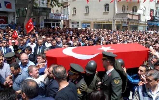 Şehidi Fatih Özdemir Göz Yaşları Arasında Toprağa Verildi