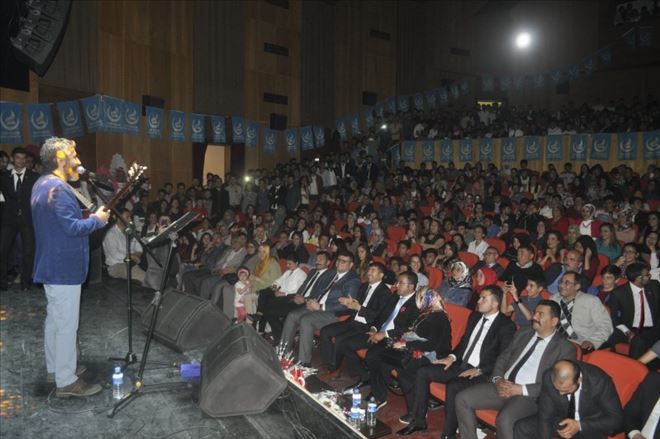 Ali Kınık Aksaray´daki Ülkücüleri coşturdu 