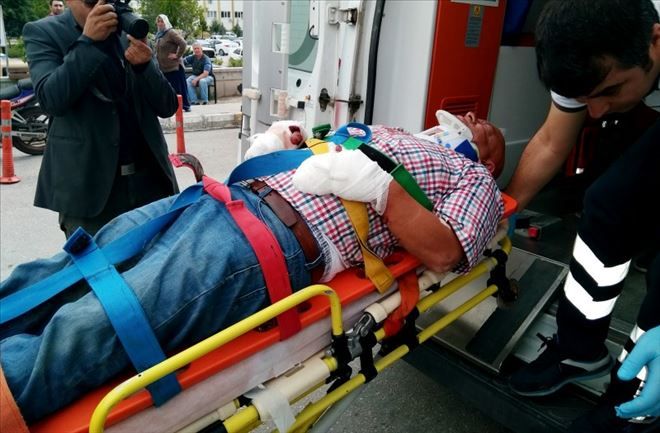 Aksaray Konya Karayolunda Kamyonet Devrildi: 1 Yaralı