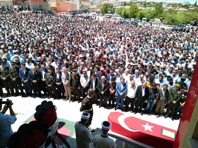 Şehidimizi Gözyaşları arasında Toprağa verdik 